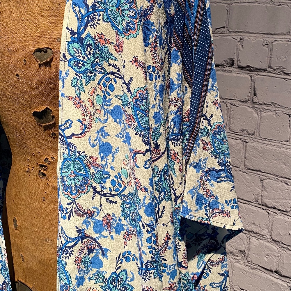 COPY - NWOT Boho Kimono Blue White Teal OS Open Front - Picture 6 of 9